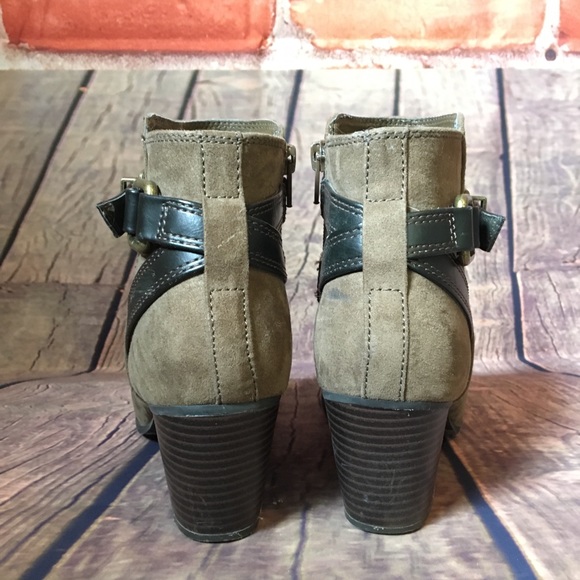 Express Booties - Picture 3 of 4